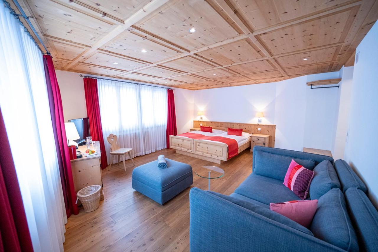 Hotel Engiadina Scuol Esterno foto
