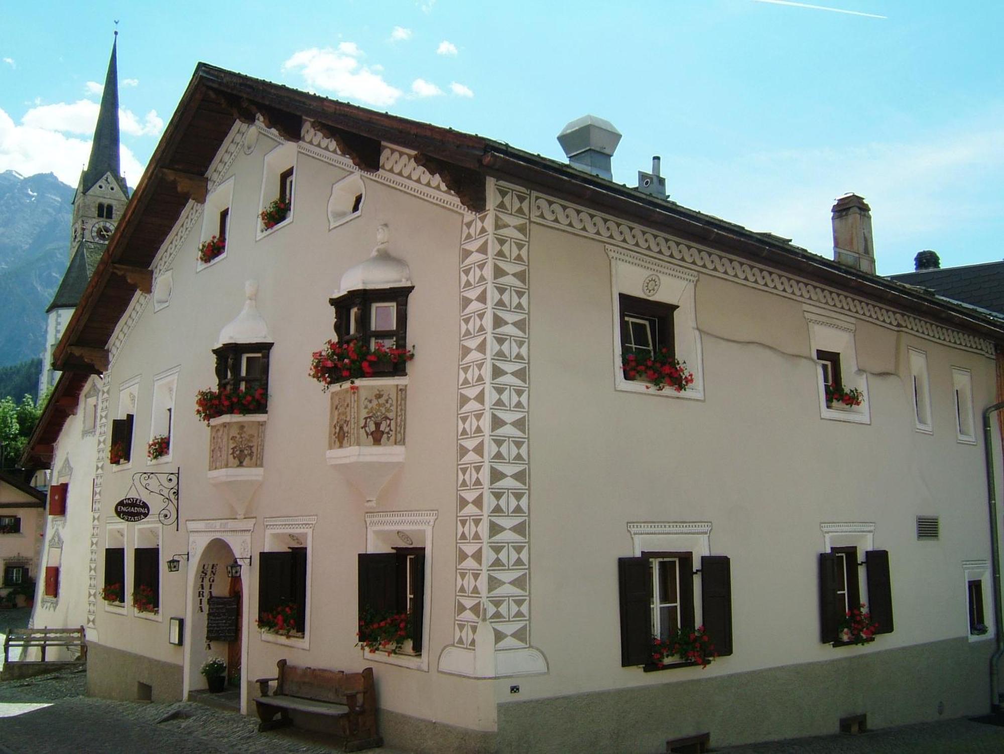 Hotel Engiadina Scuol Esterno foto