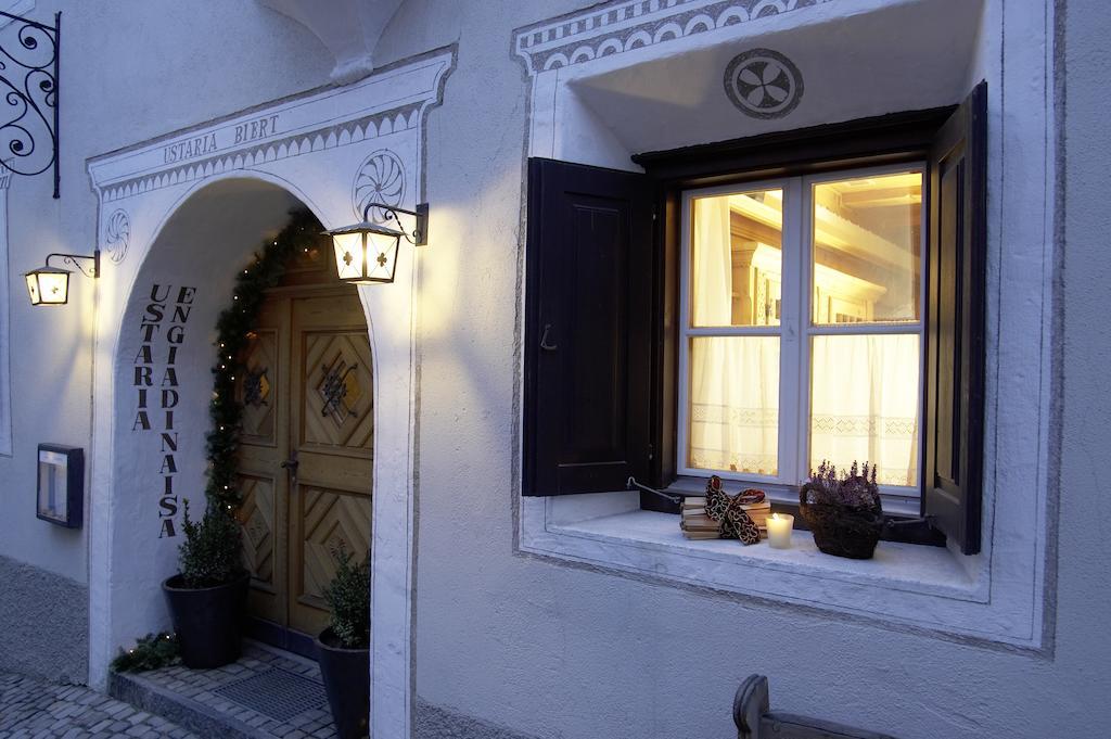 Hotel Engiadina Scuol Esterno foto